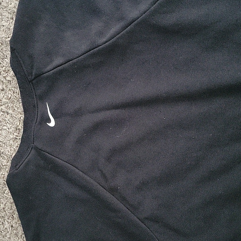 Nike Dri-Fit Crew Neck Sweatshirts